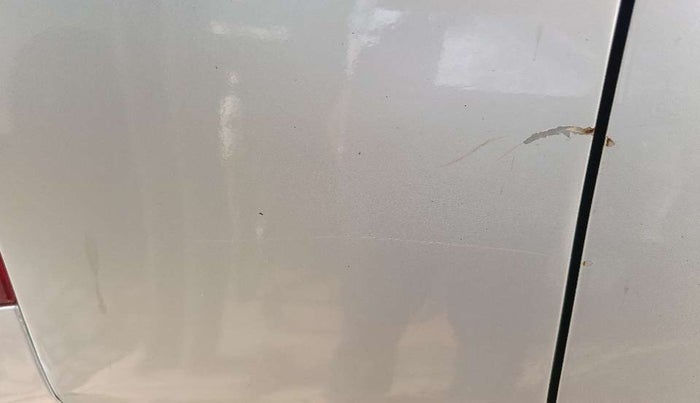 2013 Maruti Wagon R 1.0 VXI, Petrol, Manual, 59,735 km, Right quarter panel - Slightly rusted