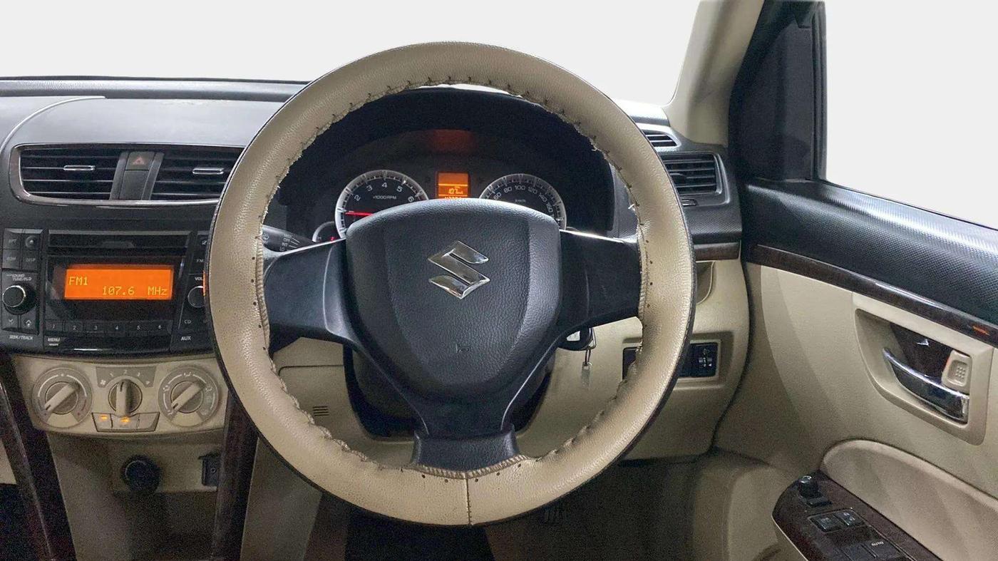 2015 Maruti Swift Dzire VXI, Petrol, Manual, 43,609 km, Steering Wheel Close Up