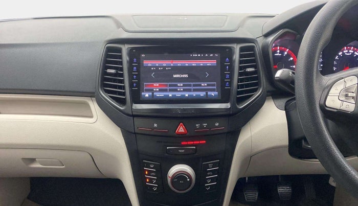 2022 Mahindra XUV300 W6 1.2 PETROL, Petrol, Manual, 40,482 km, Air Conditioner