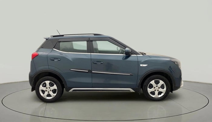 2022 Mahindra XUV300 W6 1.2 PETROL, Petrol, Manual, 40,482 km, Right Side View