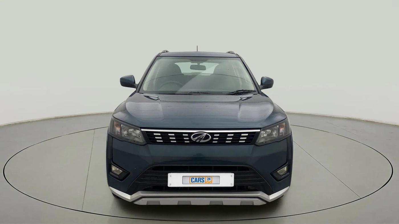 2022 Mahindra XUV300 W6 1.2 PETROL, Petrol, Manual, 40,482 km, Front