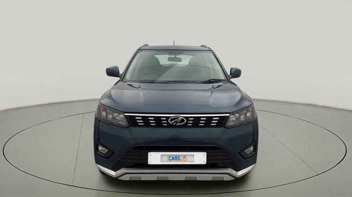 2022 Mahindra XUV300 W6 1.2 PETROL, Petrol, Manual, 40,482 km, Front