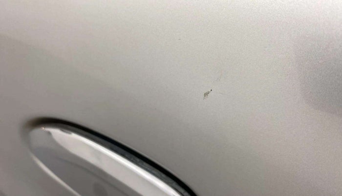 2020 Renault Kwid RXT 1.0 AMT (O), Petrol, Automatic, 34,529 km, Front passenger door - Slightly dented