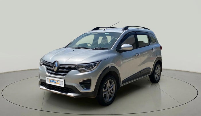 2021 Renault TRIBER RXZ, Petrol, Manual, 27,701 km, Left Front Diagonal