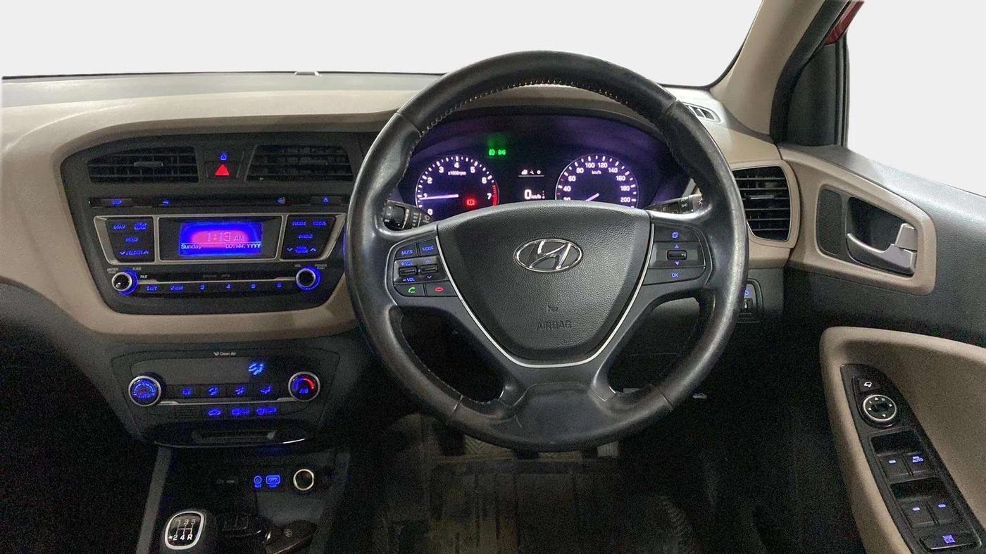 2014 Hyundai Elite i20 ASTA 1.2, Petrol, Manual, 61,370 km, Steering Wheel Close Up