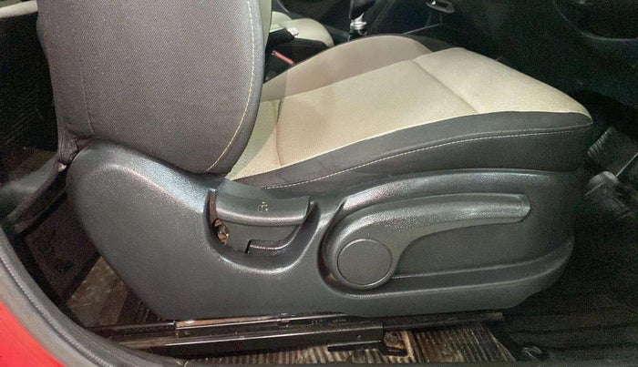 2014 Hyundai Elite i20 ASTA 1.2, Petrol, Manual, 61,370 km, Driver Side Adjustment Panel