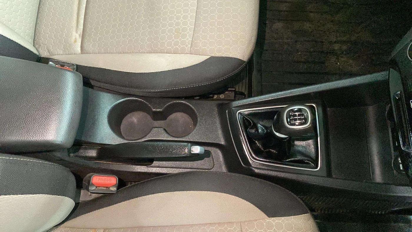 2014 Hyundai Elite i20 ASTA 1.2, Petrol, Manual, 61,370 km, Gear Lever