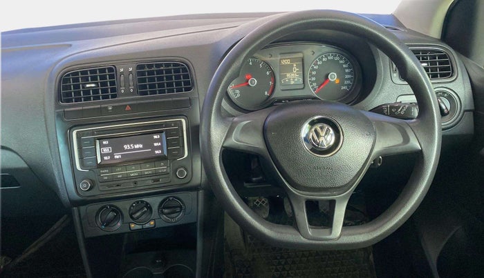 2016 Volkswagen Polo COMFORTLINE 1.2L, Petrol, Manual, 95,523 km, Steering Wheel Close Up