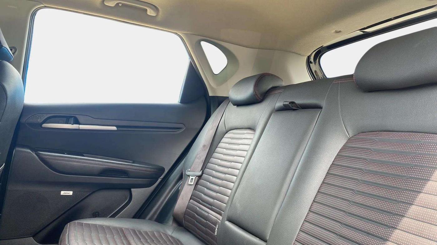 2020 KIA SONET GTX PLUS 1.0 DCT, Petrol, Automatic, 51,066 km, Right Side Rear Door Cabin