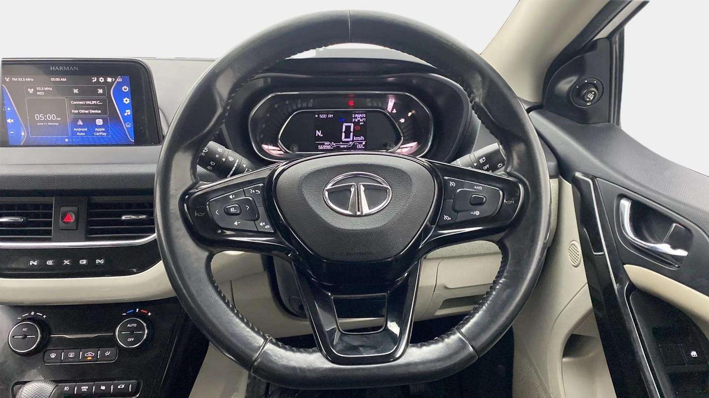 2021 Tata NEXON XZA PLUS (O) DIESEL, Diesel, Automatic, 56,973 km, Steering Wheel Close Up