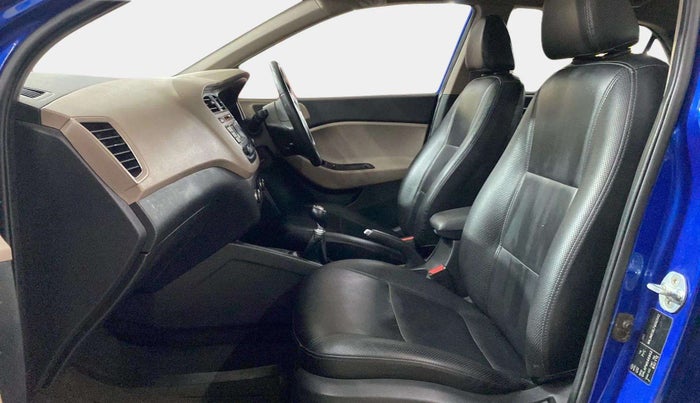 2015 Hyundai Elite i20 SPORTZ 1.2, Petrol, Manual, 54,523 km, Right Side Front Door Cabin
