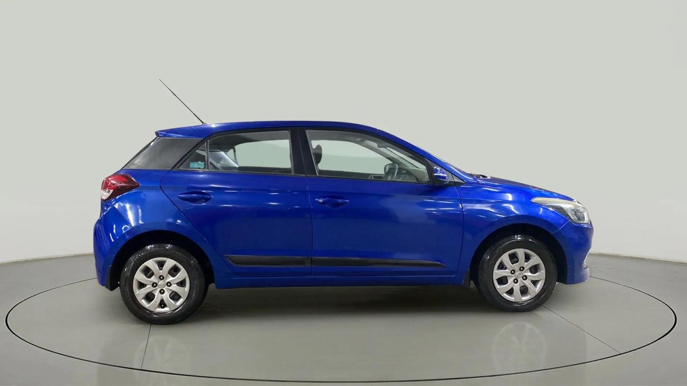 2015 Hyundai Elite i20 SPORTZ 1.2, Petrol, Manual, 54,523 km, Right Side View