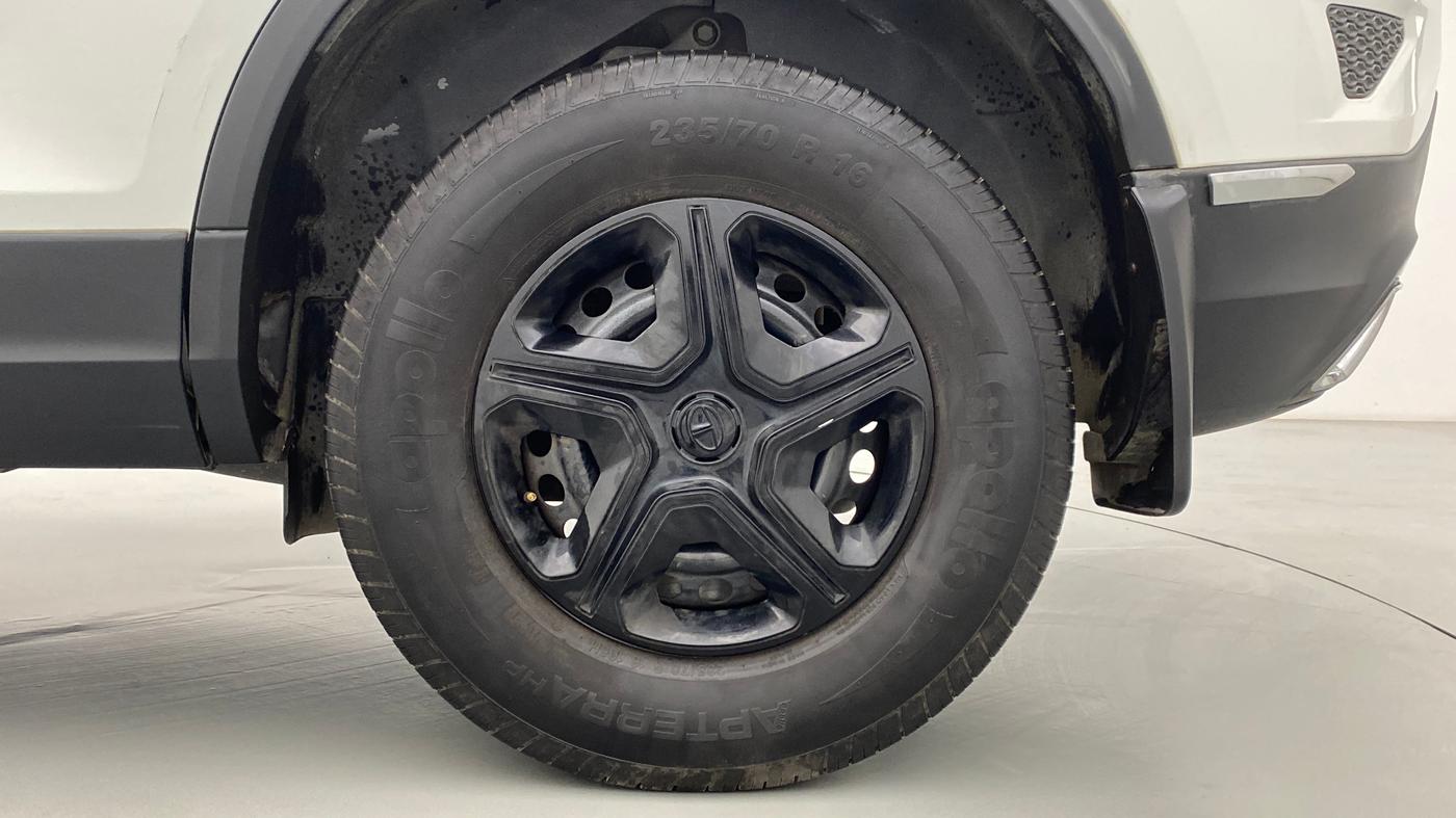 2021 Tata Harrier XE 2.0L Kryotec, Diesel, Manual, 28,447 km, Left Rear Wheel