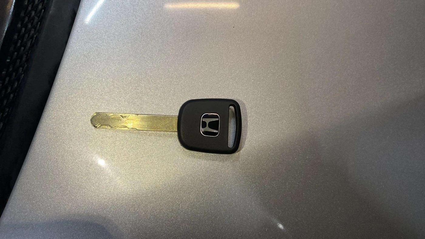 2014 Honda Brio S MT, Petrol, Manual, 63,191 km, Key Close Up