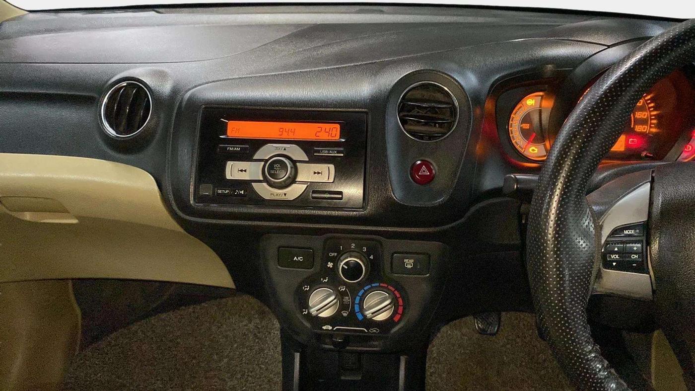 2014 Honda Brio S MT, Petrol, Manual, 63,191 km, Air Conditioner