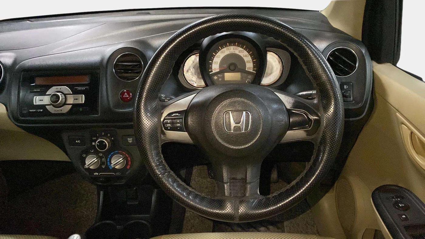 2014 Honda Brio S MT, Petrol, Manual, 63,191 km, Steering Wheel Close Up