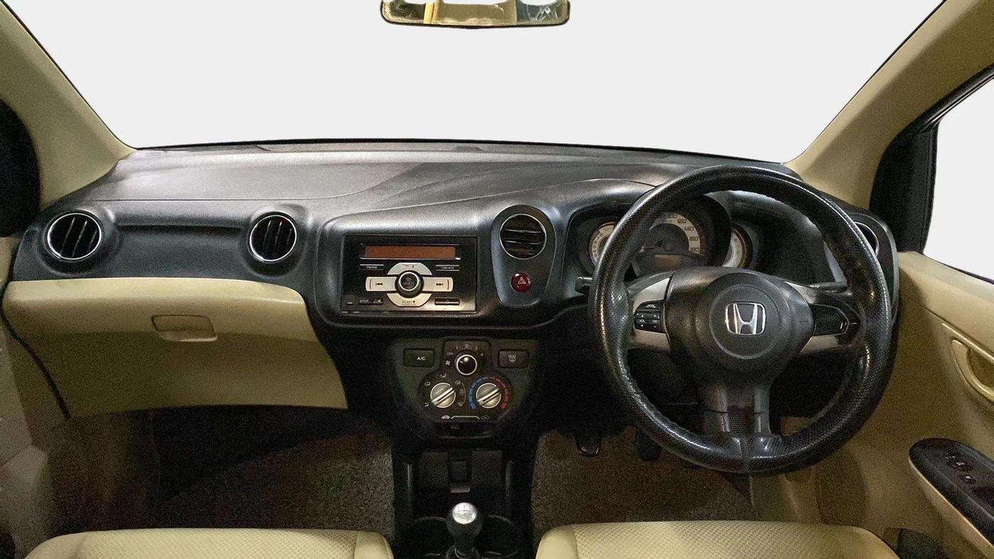 2014 Honda Brio S MT, Petrol, Manual, 63,191 km, Dashboard