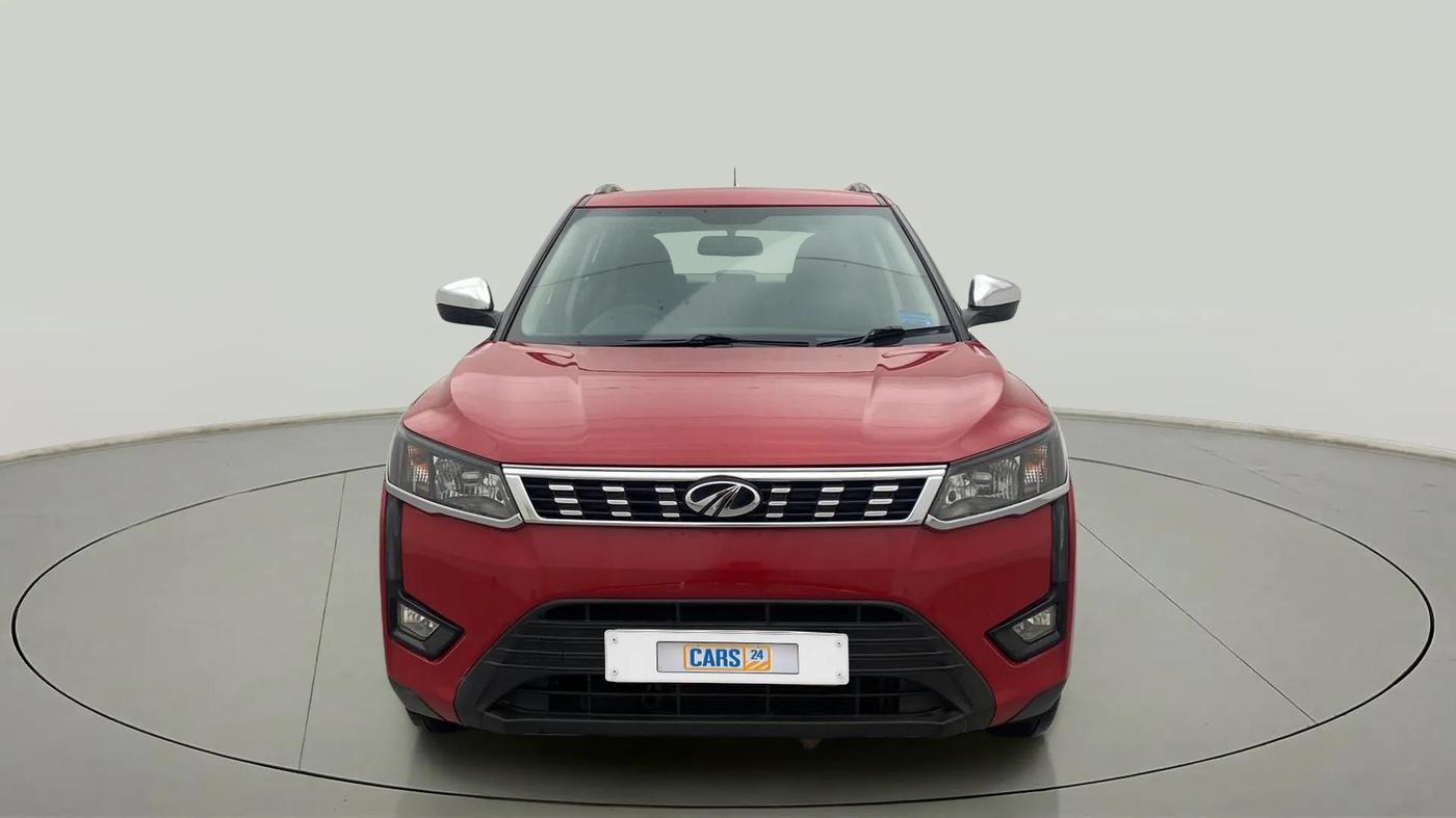 2020 Mahindra XUV300 W6 1.2 PETROL, Petrol, Manual, 82,299 km, Front