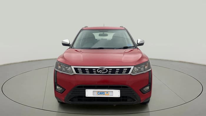 2020 Mahindra XUV300 W6 1.2 PETROL, Petrol, Manual, 82,299 km, Front