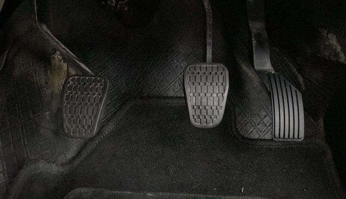 2019 Tata NEXON XZ PLUS PETROL DUAL TONE, Petrol, Manual, 24,701 km, Pedals