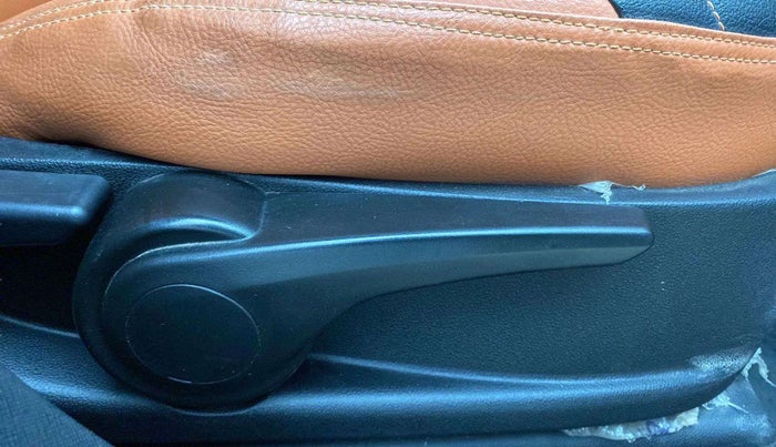2019 Tata NEXON XZ PLUS PETROL DUAL TONE, Petrol, Manual, 24,701 km, Driver Side Adjustment Panel