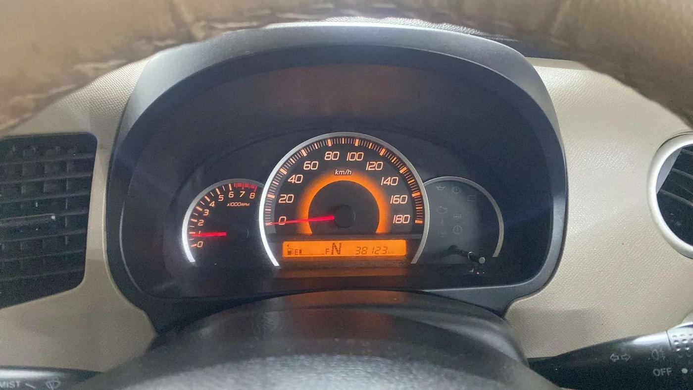2016 Maruti Wagon R 1.0 VXI AMT, Petrol, Automatic, 38,516 km, Odometer Image