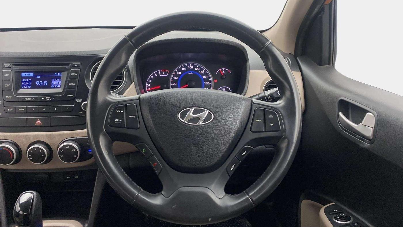 2014 Hyundai Grand i10 ASTA AT 1.2 KAPPA VTVT, Petrol, Automatic, 29,783 km, Steering Wheel Close Up