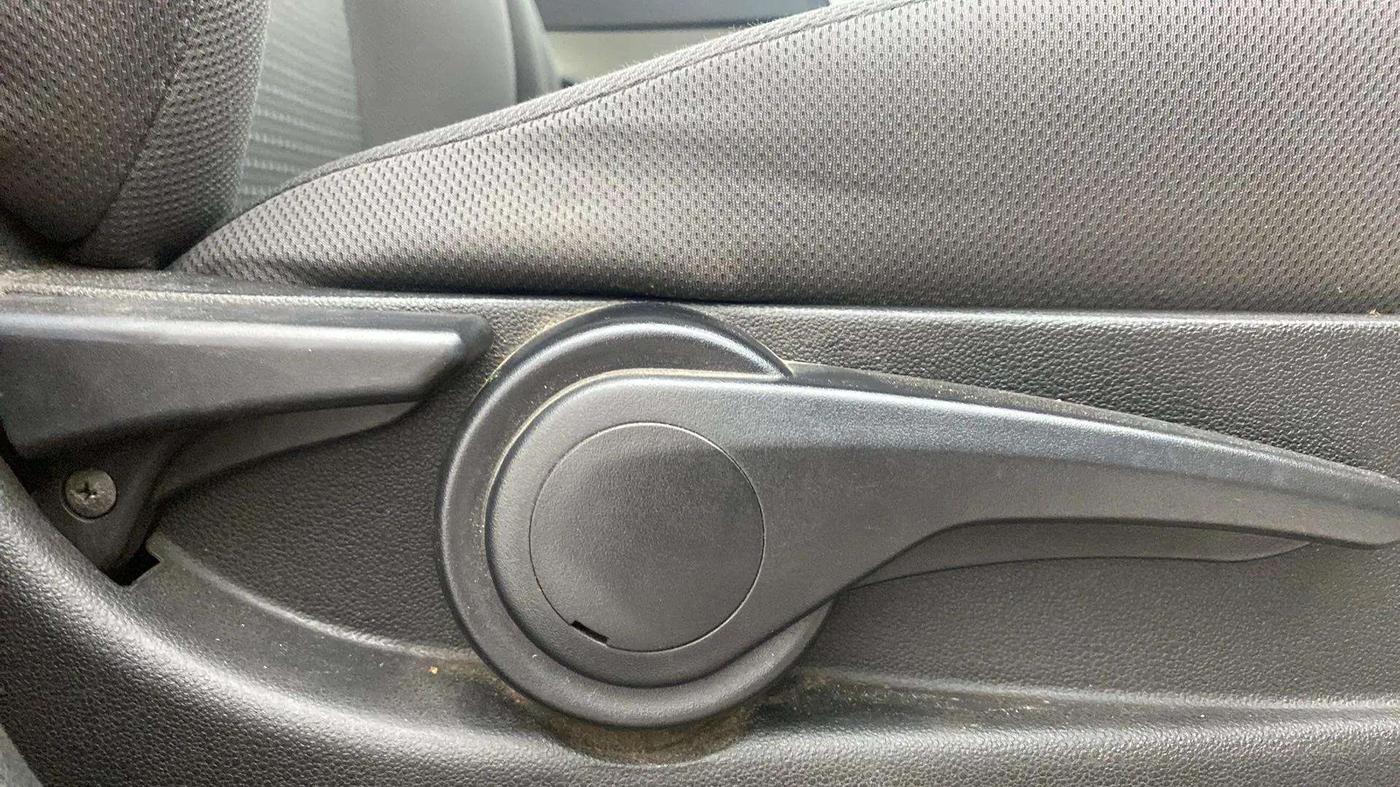 2016 Tata Tiago XZ PETROL, Petrol, Manual, 47,962 km, Driver Side Adjustment Panel