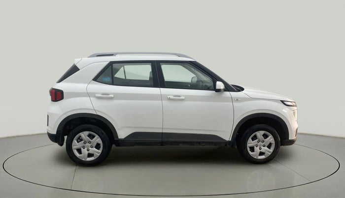 2022 Hyundai VENUE S 1.2, Petrol, Manual, 16,449 km, Right Side