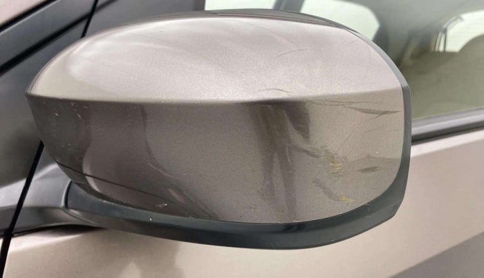2013 Honda Brio S MT, Petrol, Manual, 1,09,084 km, Left rear-view mirror - Minor scratches