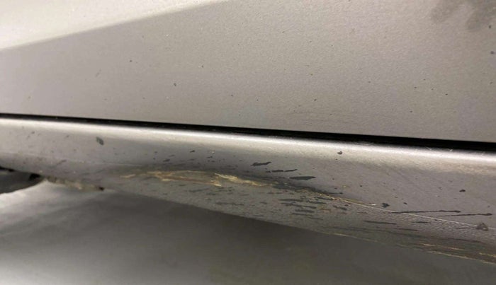 2013 Honda Brio S MT, Petrol, Manual, 1,09,084 km, Left running board - Slightly dented