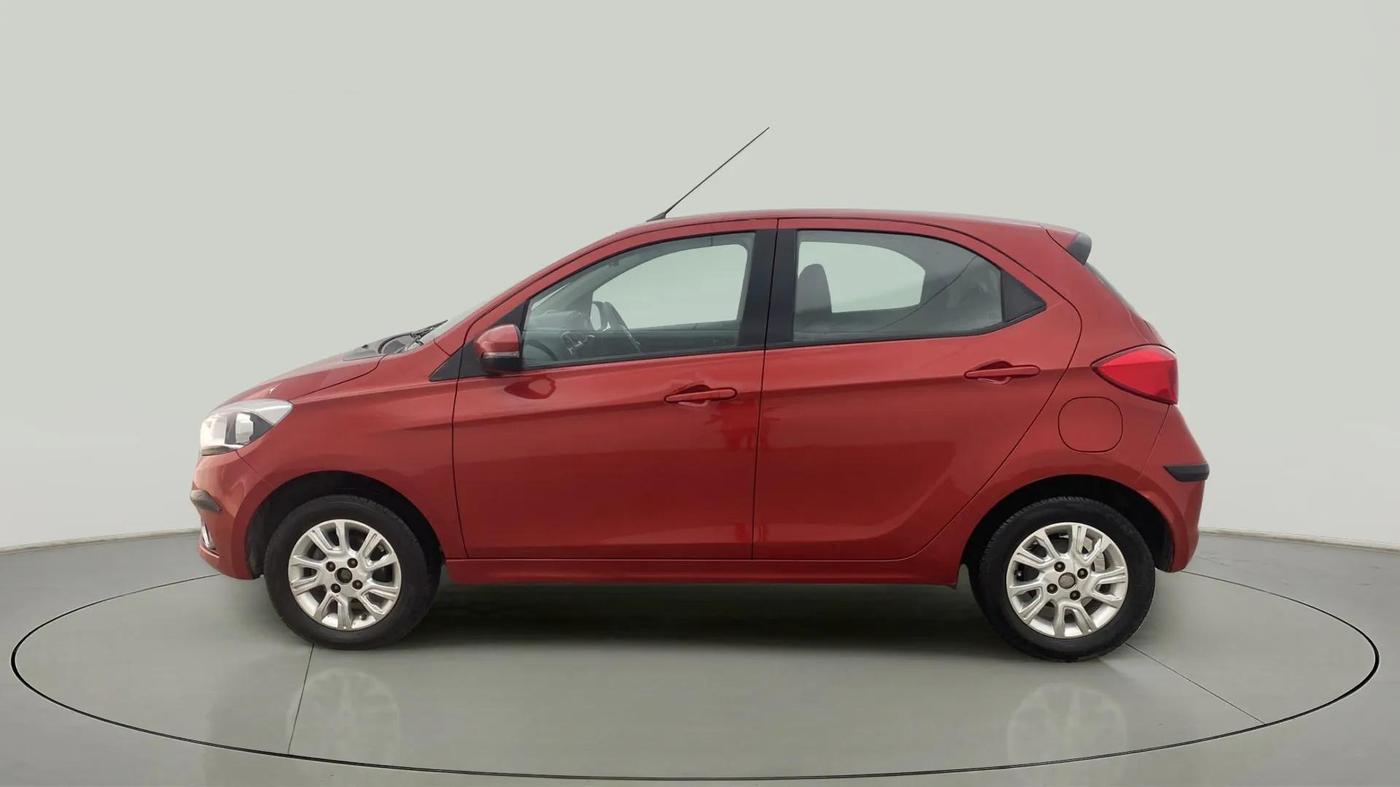 2017 Tata Tiago XZ PETROL, Petrol, Manual, 29,853 km, Left Side