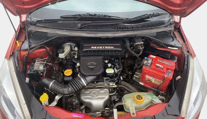 2017 Tata Tiago XZ PETROL, Petrol, Manual, 29,853 km, Open Bonet
