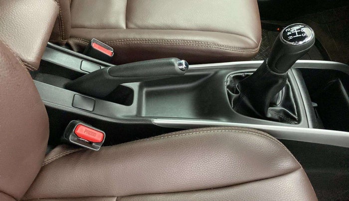 2016 Maruti Baleno ALPHA PETROL 1.2, Petrol, Manual, 37,494 km, Gear Lever
