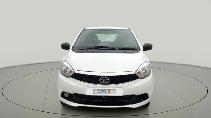 2017 Tata Tiago XM PETROL, Petrol, Manual, 30,693 km, Front