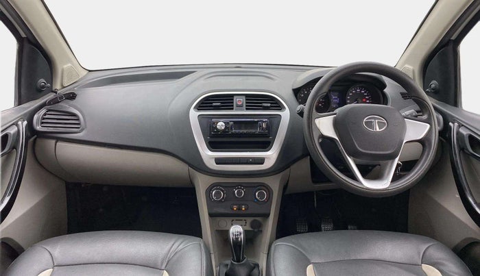 2017 Tata Tiago XM PETROL, Petrol, Manual, 30,693 km, Dashboard