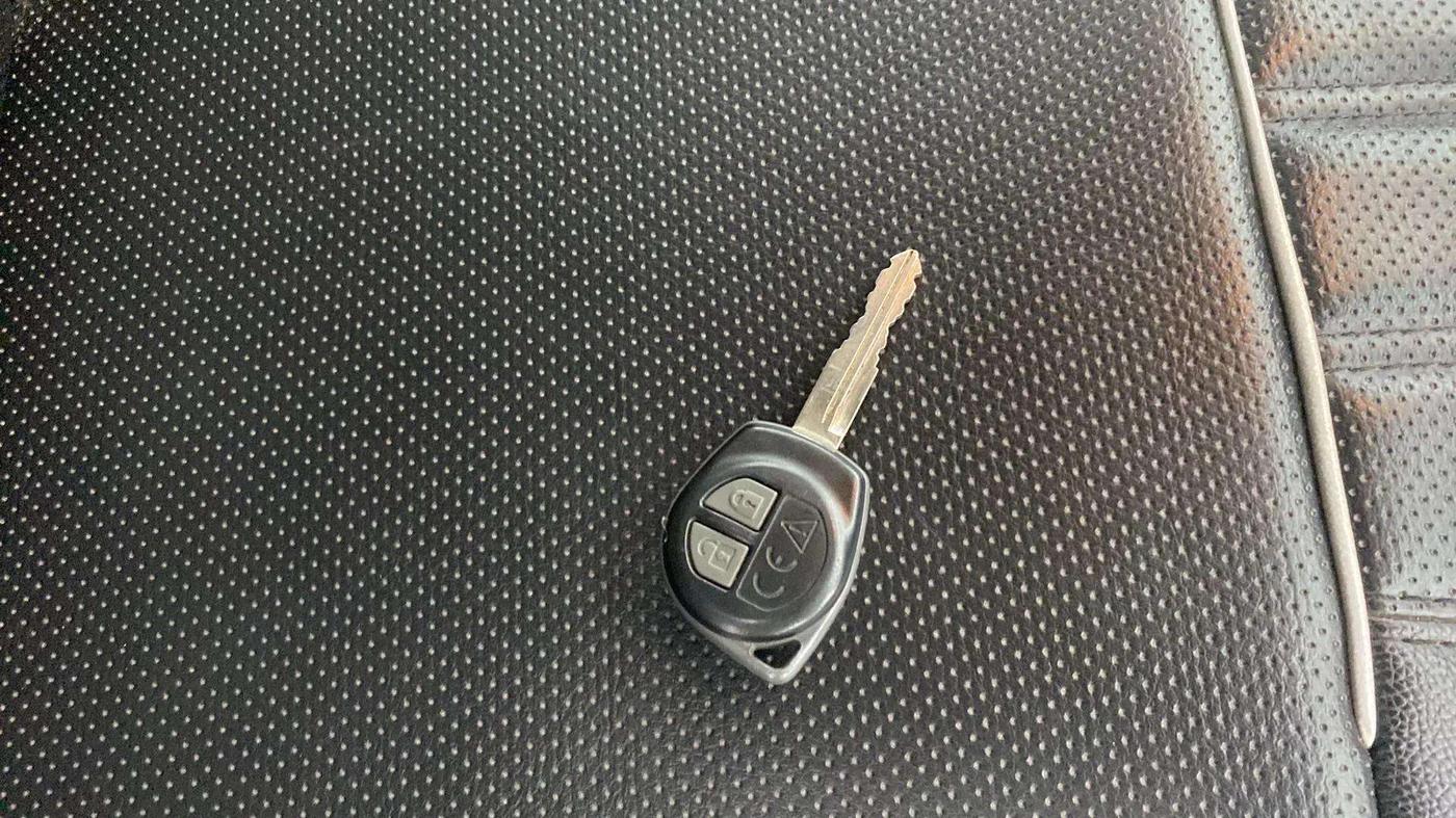 2021 Maruti S PRESSO VXI PLUS AMT, Petrol, Automatic, 28,801 km, Key Close Up