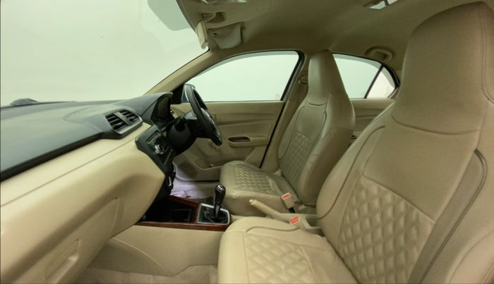 2017 Maruti Dzire LXI, CNG, Manual, 1,00,279 km, Right Side Front Door Cabin