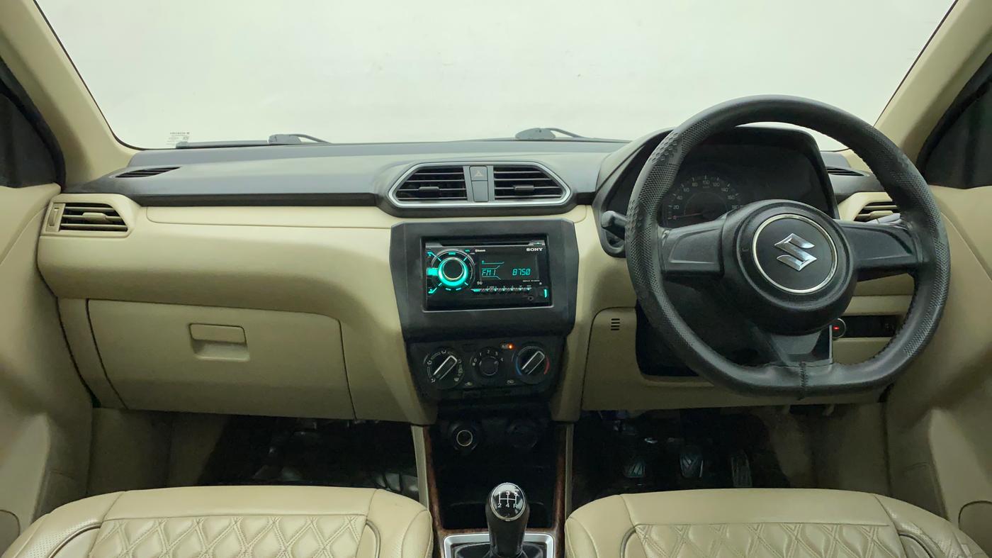 2017 Maruti Dzire LXI, CNG, Manual, 1,00,279 km, Dashboard