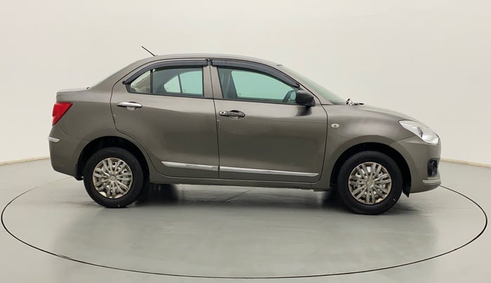 2017 Maruti Dzire LXI, CNG, Manual, 1,00,279 km, Right Side View