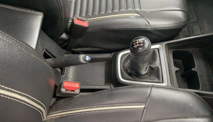 2018 Maruti Swift VXI, Petrol, Manual, 46,330 km, Gear Lever