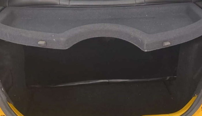 2020 Tata Tiago XZA PLUS PETROL, Petrol, Automatic, 49,075 km, Boot Inside