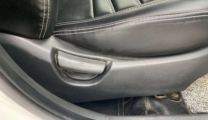 2018 Hyundai Xcent S 1.2, Petrol, Manual, 44,846 km, Driver Side Adjustment Panel