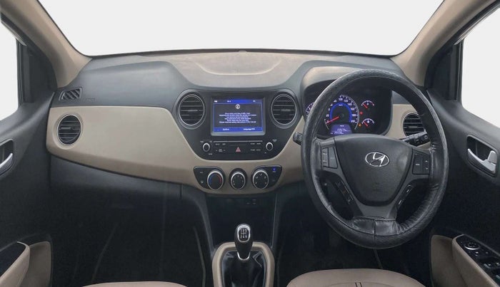 2017 Hyundai Grand i10 SPORTZ (O) 1.2 KAPPA VTVT, Petrol, Manual, 25,601 km, Dashboard