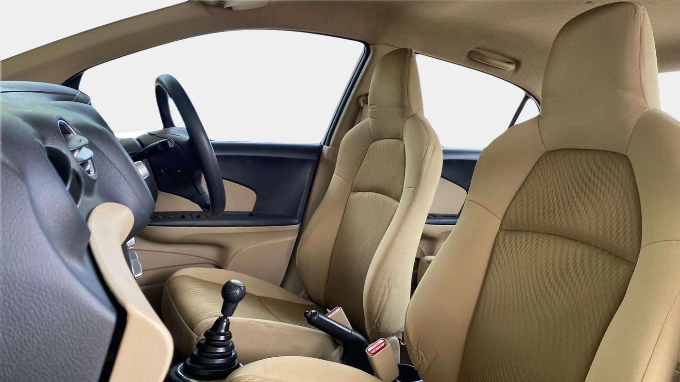 2014 Honda Amaze 1.2L I-VTEC VX, Petrol, Manual, 31,785 km, Right Side Front Door Cabin