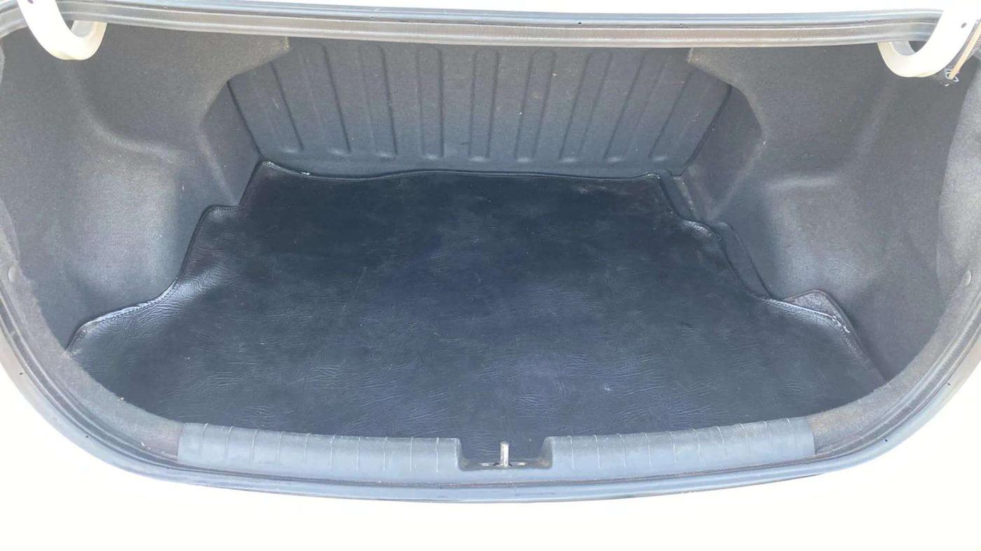 2018 Hyundai Xcent SX 1.2, Petrol, Manual, 71,359 km, Boot Inside