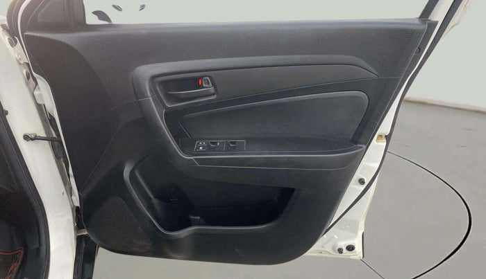 2021 Maruti Vitara Brezza LXI, Petrol, Manual, 29,065 km, Driver Side Door Panels Control