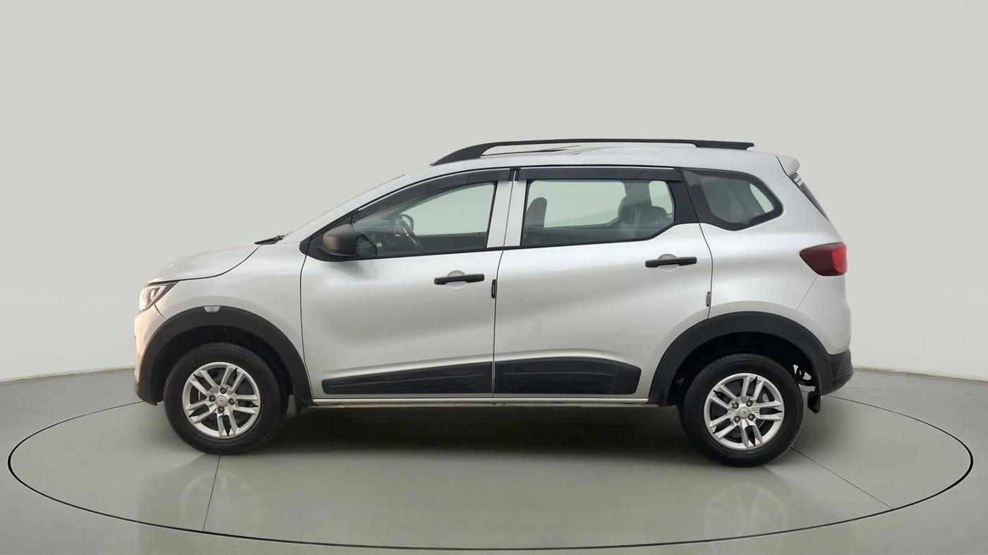 2023 Renault TRIBER RXL MT, Petrol, Manual, 18,843 km, Left Side
