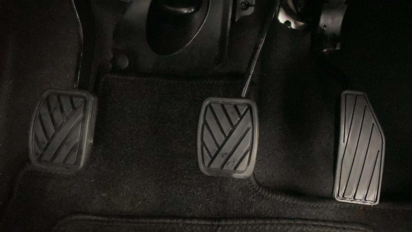 2021 Maruti IGNIS SIGMA 1.2, Petrol, Manual, 50,441 km, Pedals