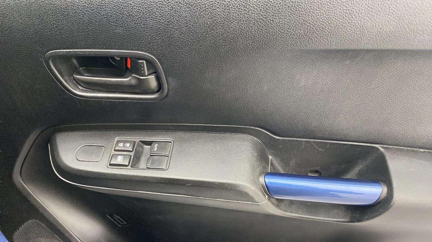 2021 Maruti IGNIS SIGMA 1.2, Petrol, Manual, 50,441 km, Driver Side Door Panels Control